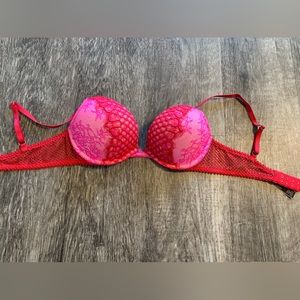 Double push up Victoria’s Secret bra